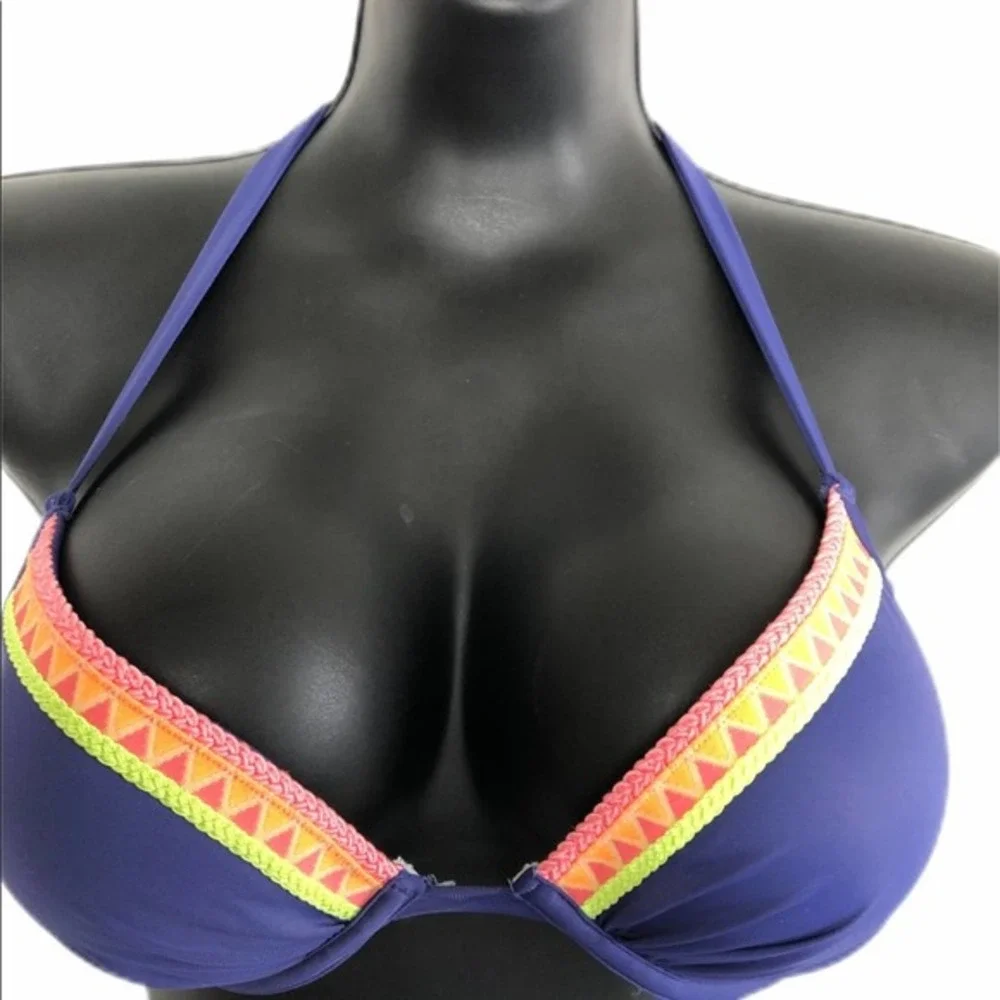 Victoria’s Secret “the gorgeous push-up” 34C